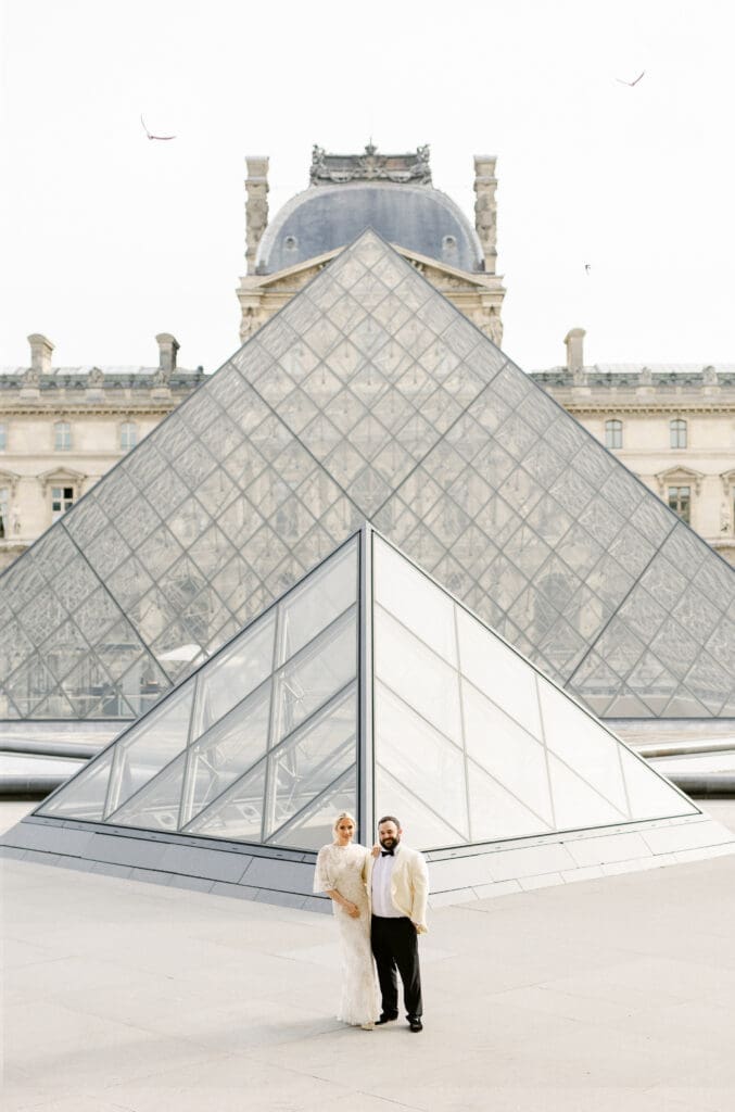 louvre museum wedding photoshoot