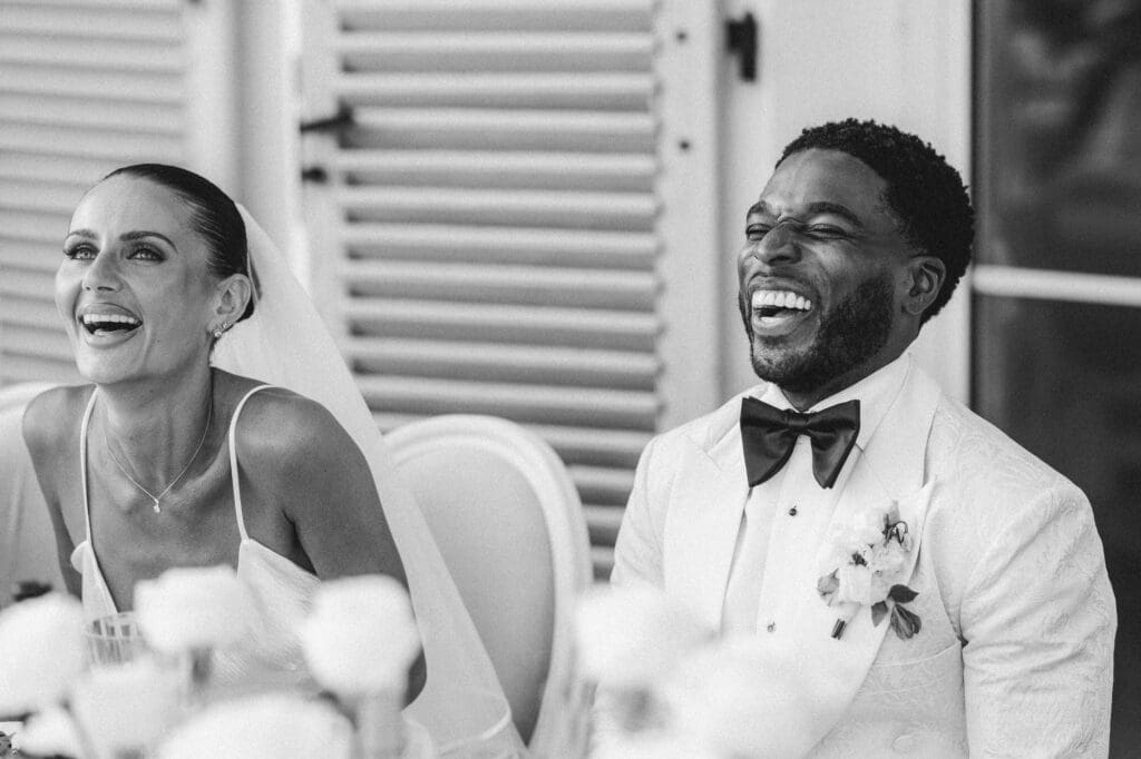 Candid couple moment during after party at Domaine du Mont Leuze French Riviera wedding — Marion Pinel