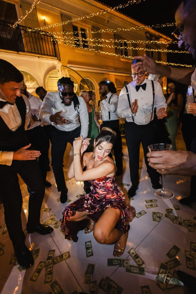 Joyful guests on the dance floor at Mont Leuze wedding after party French Riviera — Marion Pinel