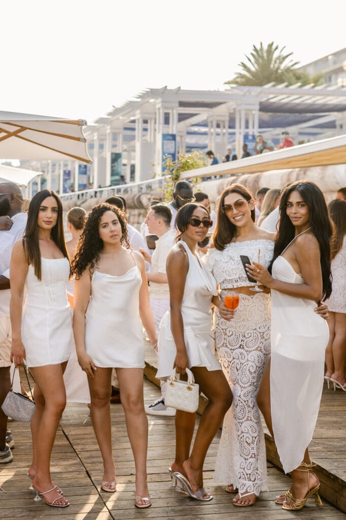 Welcome dinner Boccamar Nice Mont Leuze wedding French Riviera — Marion Pinel